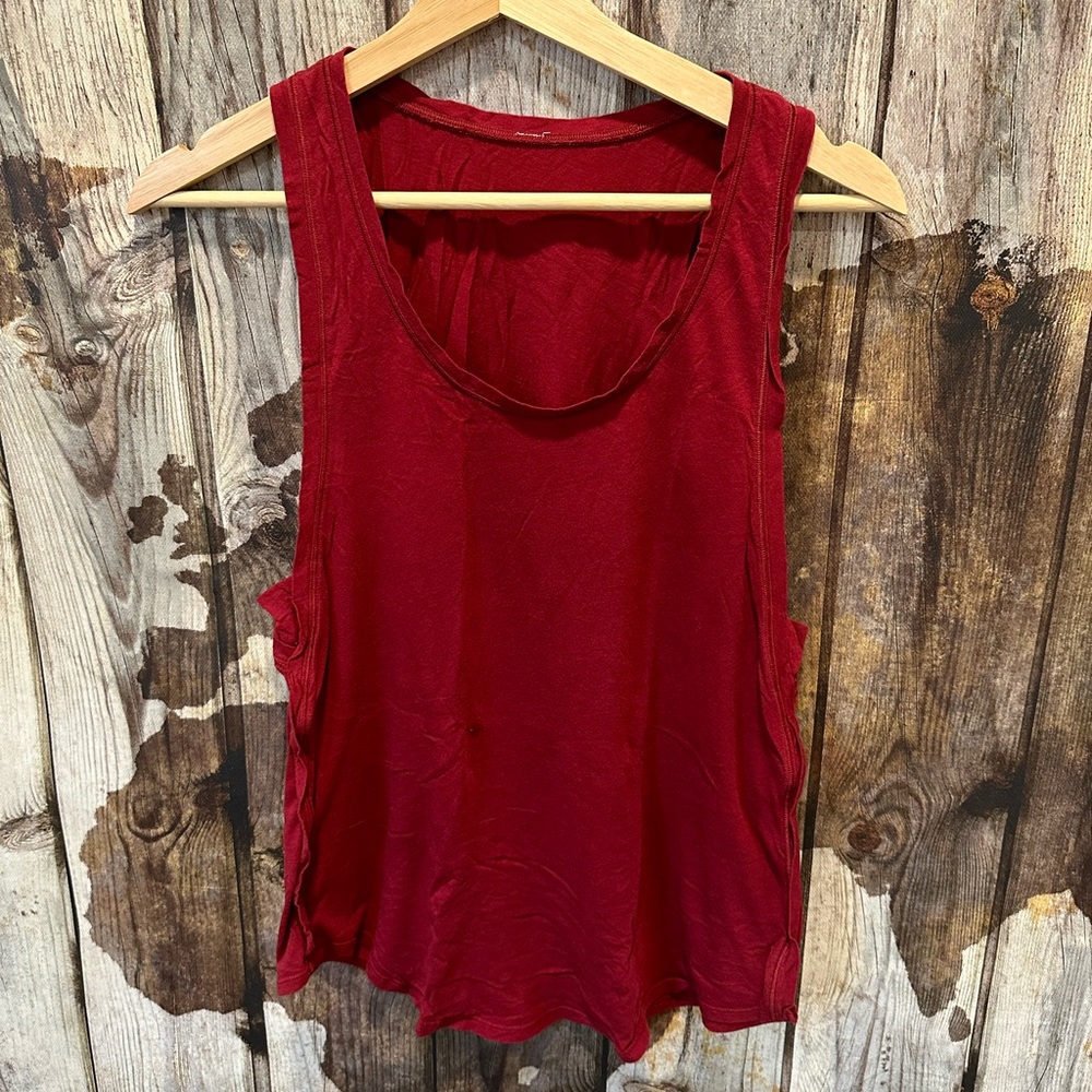 lululemon tank size 6 with deep side arm scoop